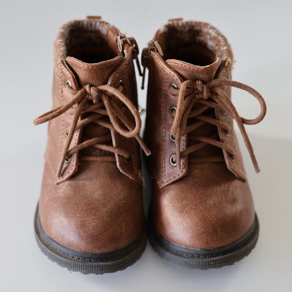 Toddler Girl Lace Up Boots Size 5